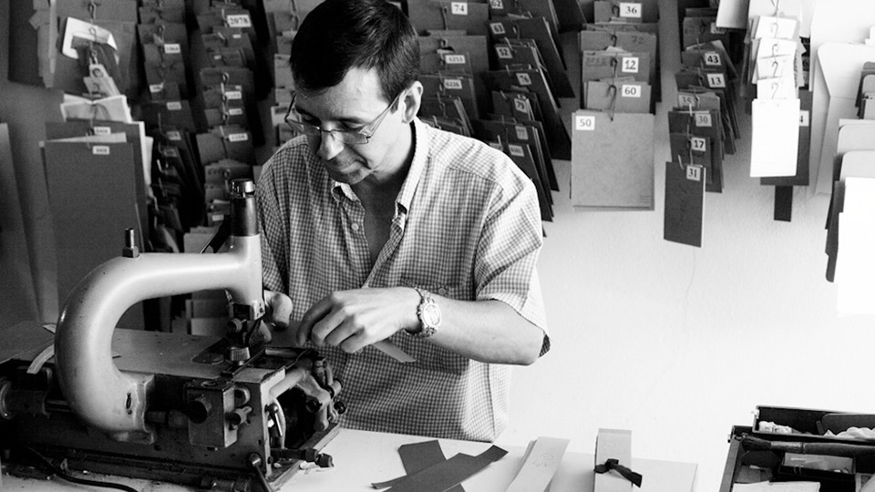 A worker from one of the factories. Source: www.everlane.com